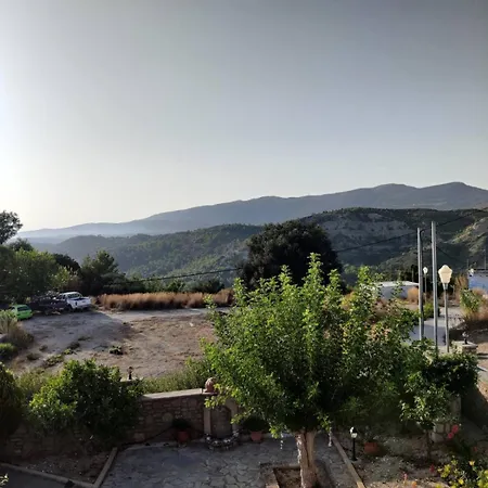 Nicolas Traditional House Istrios